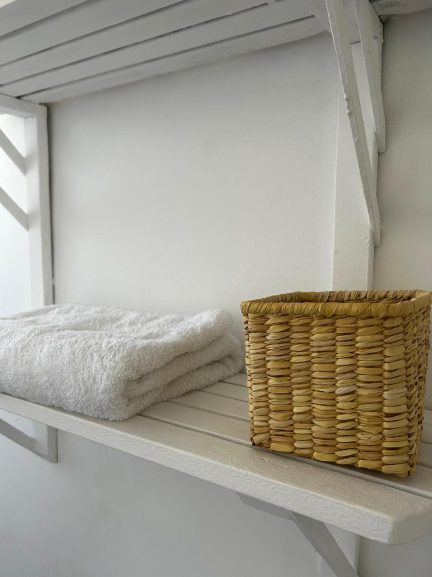 Hotel Miss Francias Home Santa Catalina Island Buitenkant foto