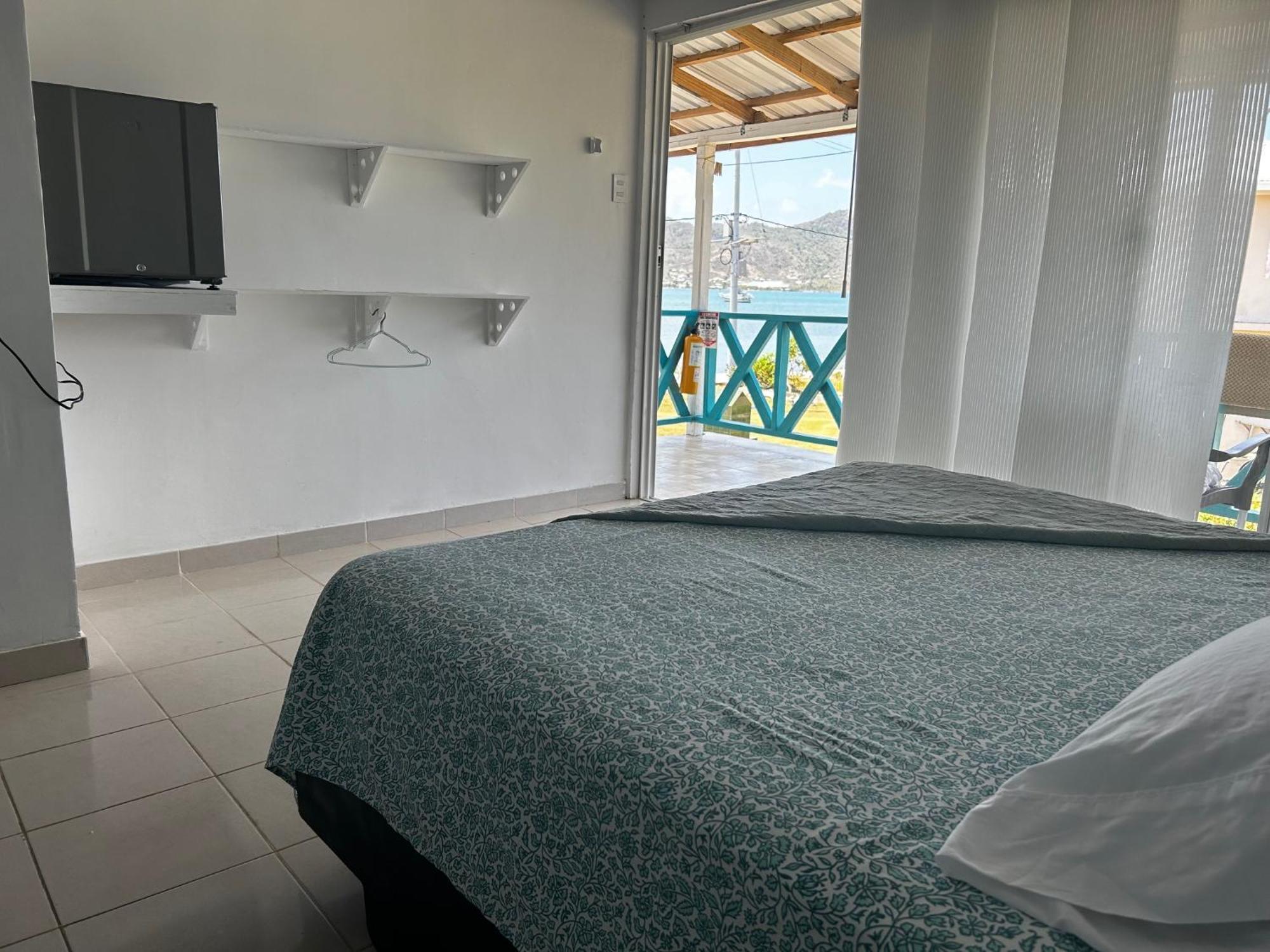 Hotel Miss Francias Home Santa Catalina Island Buitenkant foto